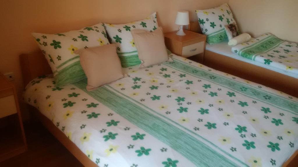 Osterija Na Planinci Bed & Breakfast Divača Екстериор снимка